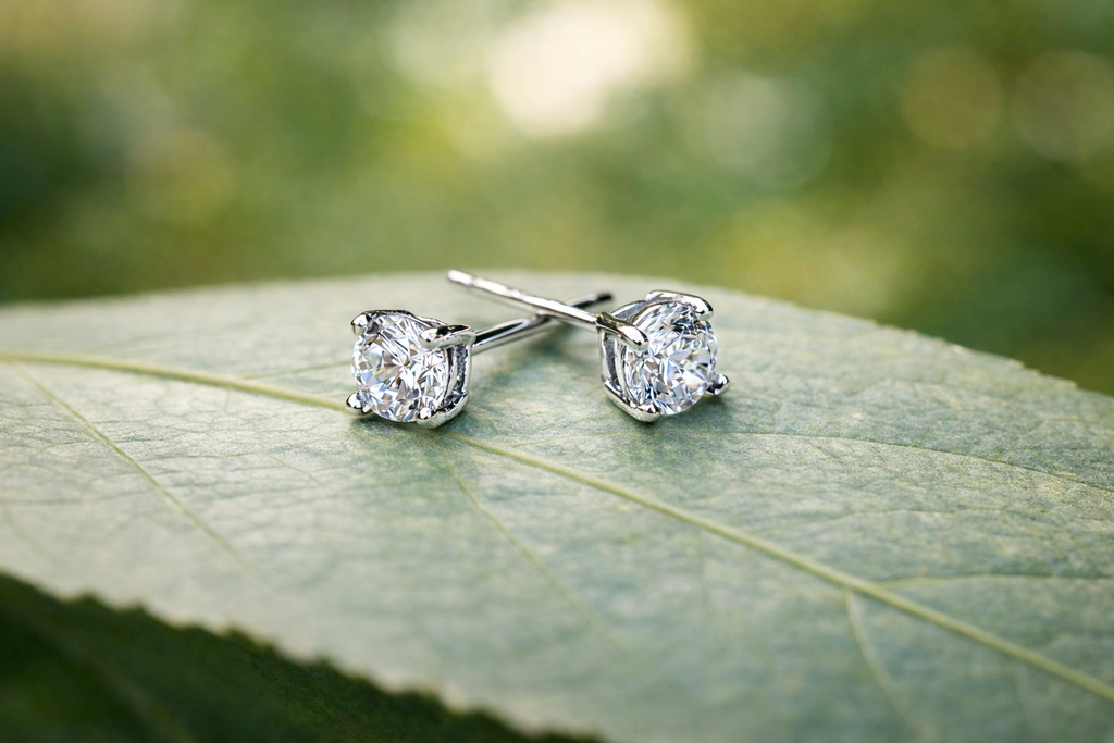 Sterling Silver 4 Claw Stud Earrings