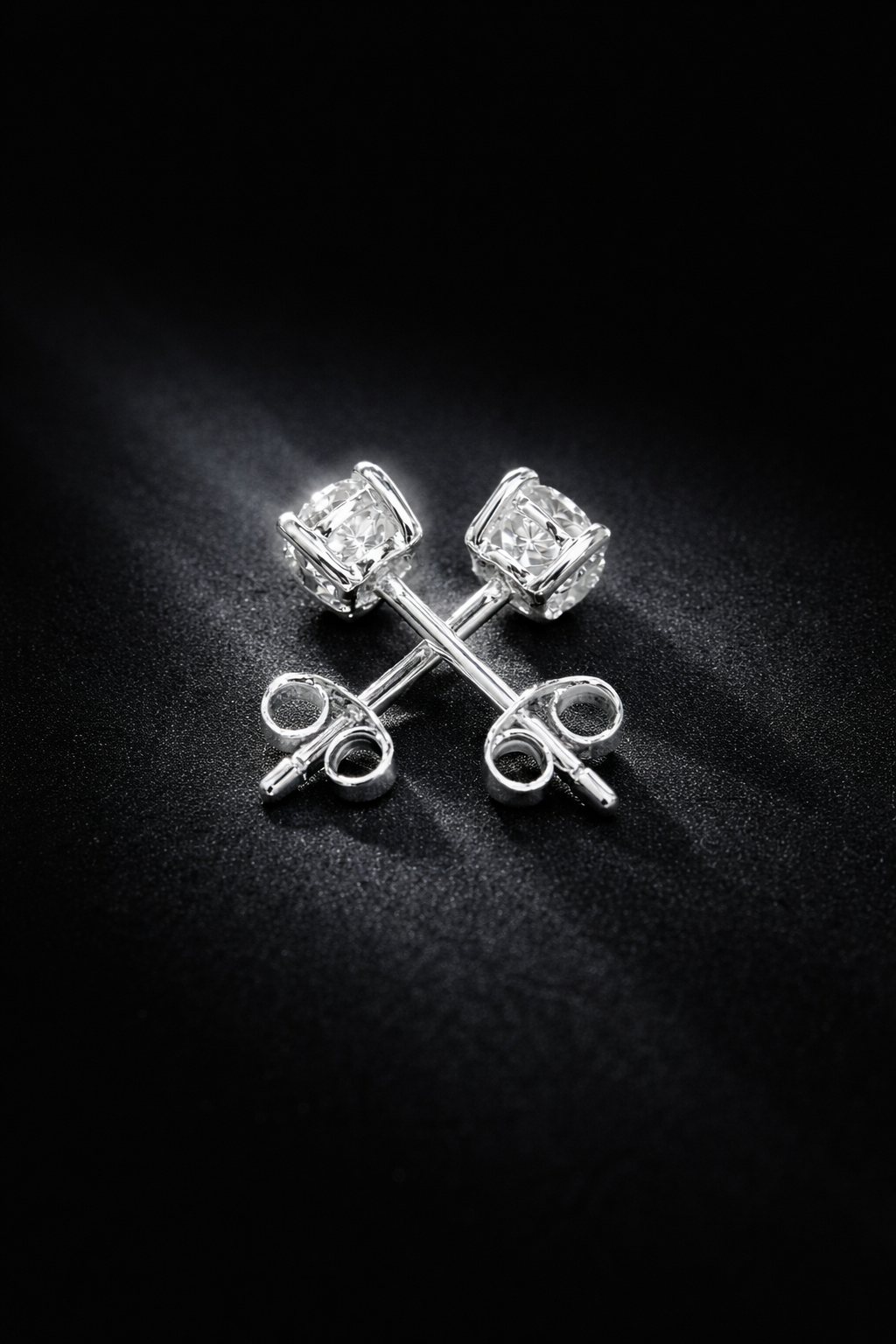 Sterling Silver 4 Claw Stud Earrings